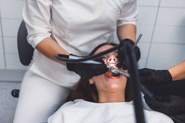 Best Broken or Cracked Tooth Emergency Dentist in Leominster, MA